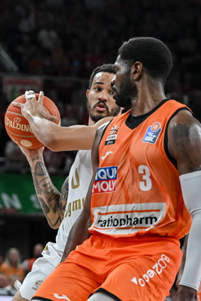 德利赫特 德利赫特