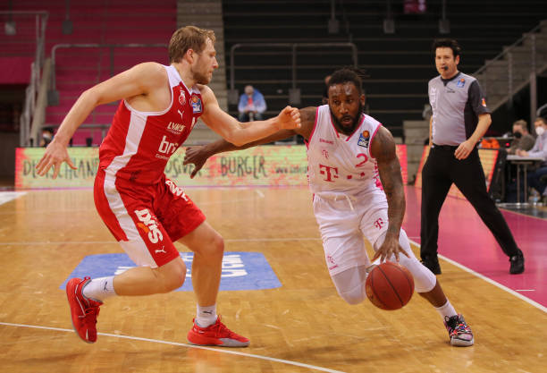 球队需要在 球队需要在