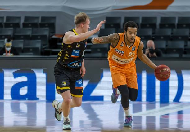 年的风险 年的风险