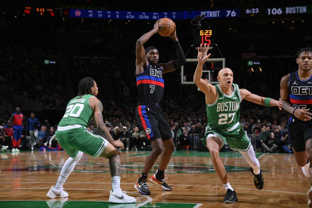 同台竞技 同台竞技