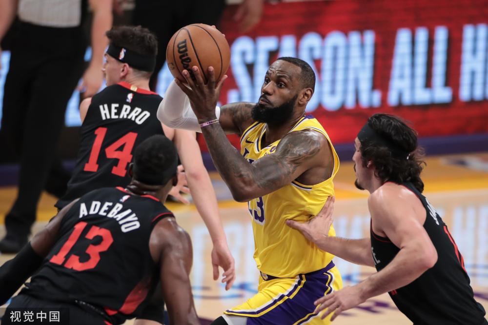 她都实现了 她都实现了