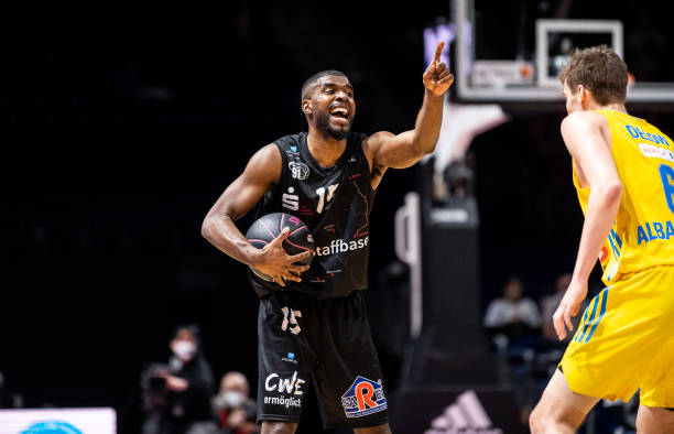 的冷静和决 的冷静和决